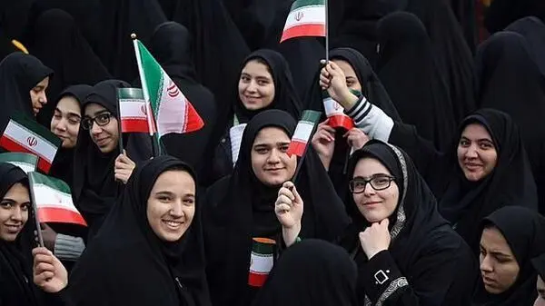 روحانی می‌خواست تن فروشی زنان را به عنوان شغل ثبت کند