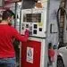 تصمیم جدید دولت برای قیمت بنزین؟ گران می شود؟