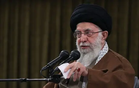 رهبر معظم انقلاب: چند درصد دانش آموزان رونالدو را می‌شناسند؟