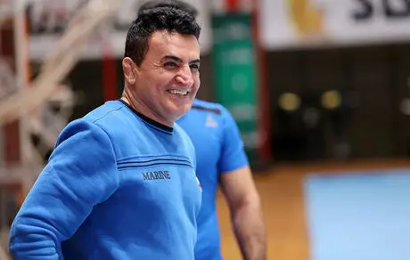 محمد بنا: می‌توانستیم روی سکو برویم