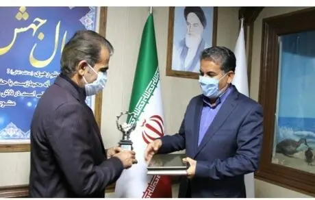 اهدای لوح و تندیس صنعت سبز کشور به پگاه فارس