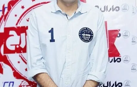 حمید گودرزی رو در روی دوربین + عکس