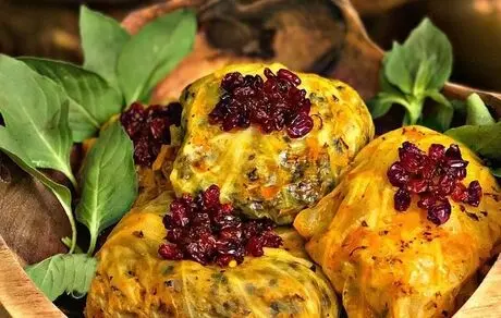  دستور تهیه دلمه کلم برگ مجلسی تبریزی با رب انار+نکات مهم دلمه برگ کلم خوشمزه