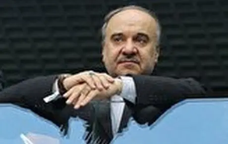 واگذاری پرسپولیس و استقلال به نفع ورزش کشور است