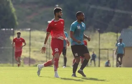  آریا برزگر شاگرد بردیف شد 