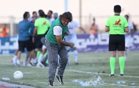  باشگاه استقلال: شادی عوامل پزشکی و هلال احمر باعث ناراحتی ساپینتو شده بود 