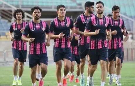 خارچی‌های مدنظر پرسپولیس چه کسانی هستند؟