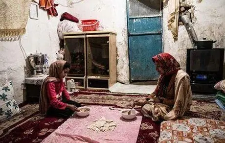 آمار عجیب از فقر در ایران