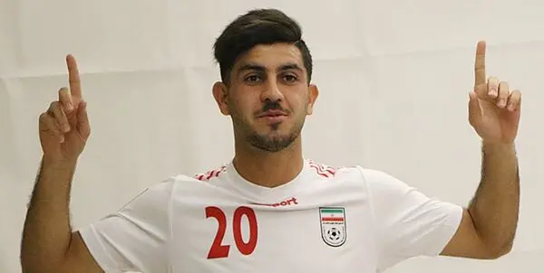 خدابنده گ‌لو فردا به باشگاه پرسپولیس می‌رود