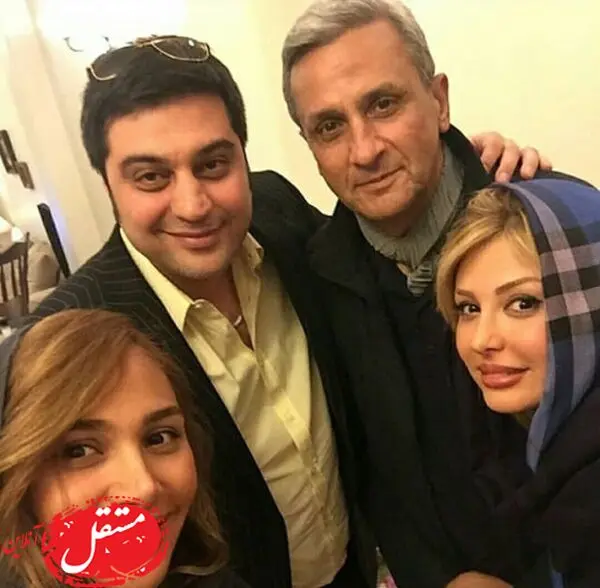 نیوشا ضیغمی در کنار خواهر و پدرش + عکس