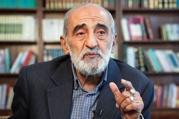 رئیس‌ جمهور که خود را حقوقدان می‌ دانند از تفاوت رفراندوم ها باخبر نیستند؟