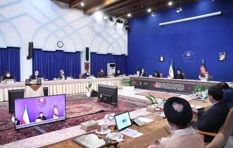 شما که مدیران قبلی را بی‌عرضه و ناکارآمد و پررو معرفی می‌کنید، در این مدت چه کردید؟ 