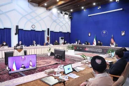 مسئولین به جای غر زدن و وعده‌ دادن، عمل کنند
