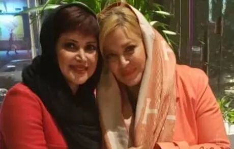 مهمونی شام کمند امیرسلیمانی و خانم بازیگر + عکس