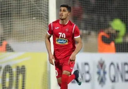 جذب دو مهاجم خارجی برای پرسپولیس قطعی شد