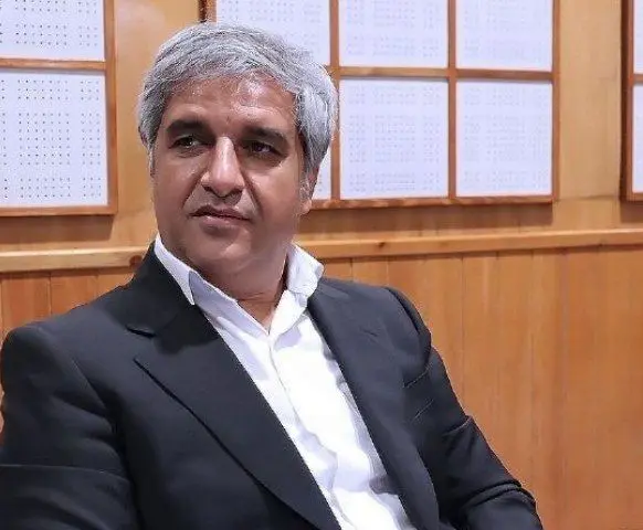 کف دریافتی معلمان باید متناسب با سایر کارکنان و بالای خط فقر باشد