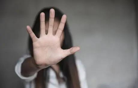چالش هیئت منصفه مدنی؛ حمایت از قربانی آزار احتمالی یا متهم بی‌گناه احتمالی