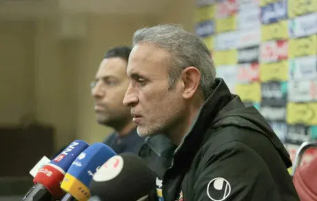 گل‌محمدی: دوست دارم تا آخر قراردادم در پرسپولیس بمانم/ از ته دل خوشحالم که نعمتی ماند/ به خوزستانی‌ها توهین نکردم