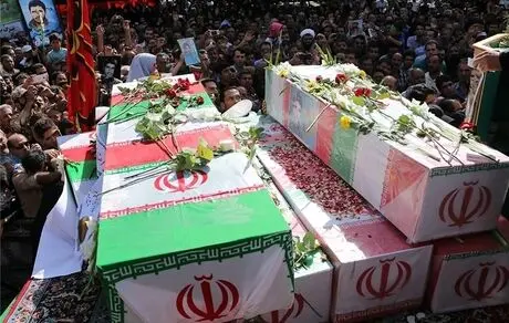 تشییع پیکر ۳ شهید گمنام در تهران
