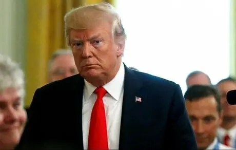 ترامپ: دلار بیش از حد گران است!