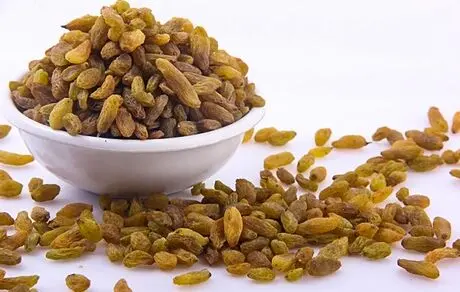 سفال و کشمش، دو زنجیره اصلی تولید و صادرات استان همدان