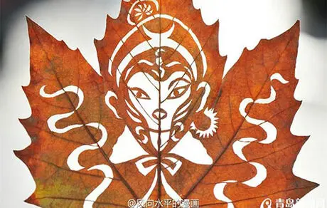 هنرنمایی روی برگ درختان + تصاویر