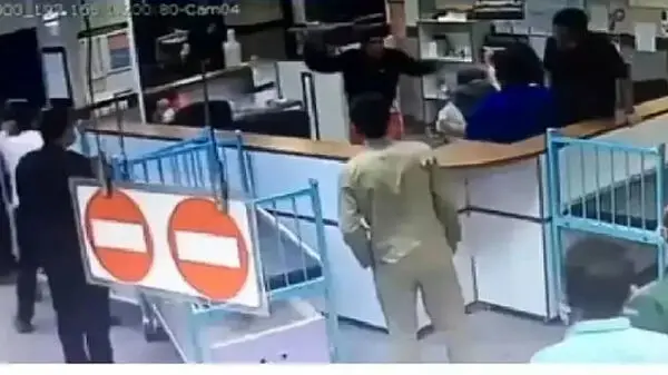 عکس عربده کشی که بیمارستان شهید مفتح را به هم ریخت / دستگیری در ورامین