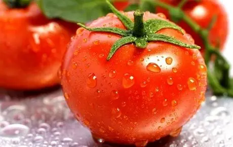 خطرات خوردن پوست سوخته گوجه کبابی