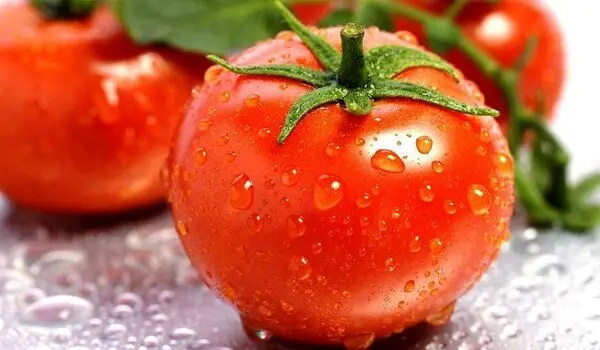 خطرات خوردن پوست سوخته گوجه کبابی