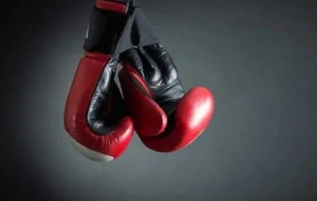 ملی پوش بوکس زیر تیغ جراحی می‌رود 