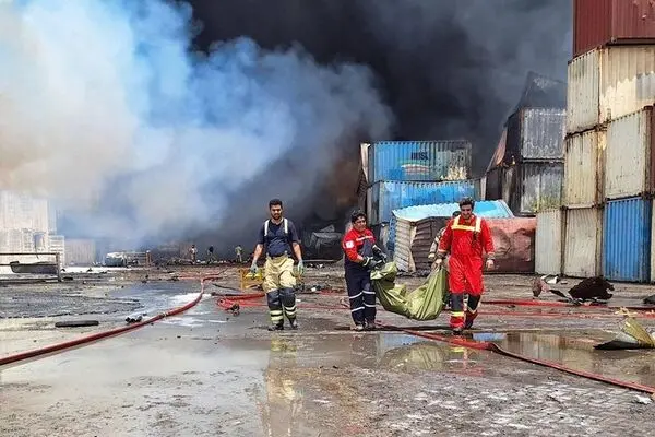 جستجو و تفحص مفقودین در بندر شهید رجایی همچنان ادامه دارد