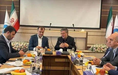 تقدیر بیمه مرکزی از مدیریت جهادی مدیرعامل بیمه ایران در ایام جنگ دوازده روزه و جنگ رمضان

