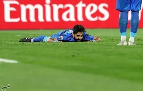هافبک استقلال برسر دو راهی 