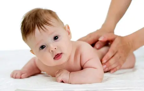 چرا کودک به ماساژ نیاز دارد؟