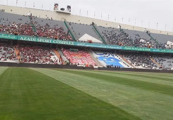 حواشی قبل از دربی ۱۰۱؛ پرتاب اشیا، شعار علیه بیرانوند و واکنش پرسپولیسی‌ها 