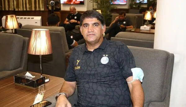 غلامپور: ذوبی‌ها حق ندارند در مورد تیم ما صحبت کنند!