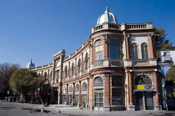 تغییر کاربری و بازسازی ملک حسن آباد در دستور کار شهرداری است