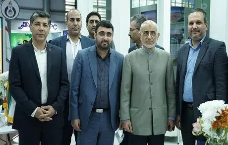 بازدید عضو تشخیص مصلحت نظام از غرفه شرکت ملی مس در بیستمین نمایشگاه محیط زیست