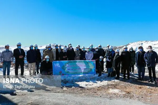  روی گردشگران به خاک روی انگوران باز شد 