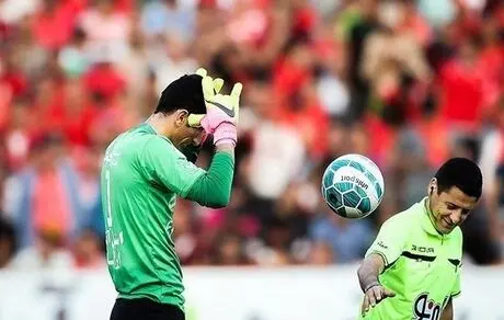 بی‌اطلاعی باشگاه پرسپولیس از پیشنهاد خارجی علیرضا بیرانوند