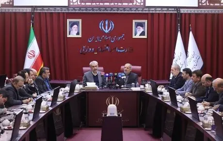 تفاهم‌نامه ارائه اعتبار به فرهنگیان مابین وزرای اقتصاد و آموزش و پرورش امضا شد