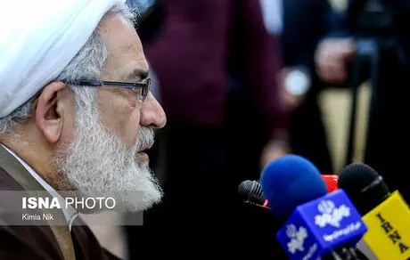 دادستان کل کشور: مدیر خائن وزارت نفت بازداشت شد/ هر کسی نمی‌تواند بگوید هر جور دلم می‌خواهد می‌پوشم