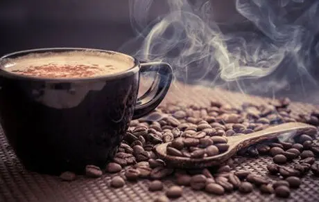 این نوشیدنی خطر ابتلا به سرطان روده را کاهش می‌دهد!