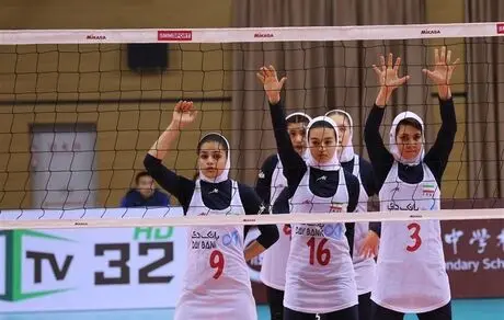 بانوان والیبالیست وارد سئول شدند