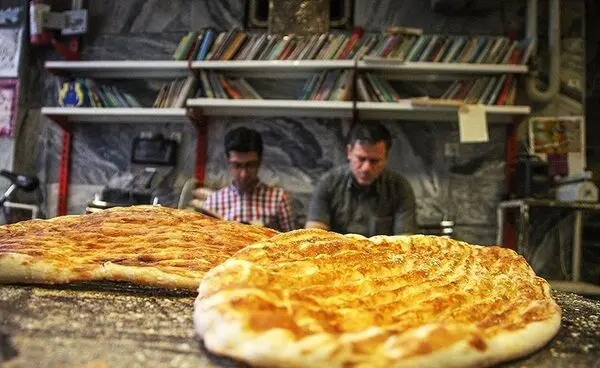 نان مصرفی ایرانی ها ارزش تغذیه ای ندارد