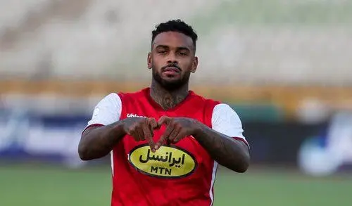 هلندی‌ها پیگیر دلیل جدایی مهاجم پرسپولیس/ لوکادیا در دسترس نیست!