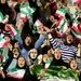 پایان مهلت فیفا برای حضور بانوان در ورزشگاه‌ها+ عکس