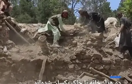 آواربرداری با دستان خالی