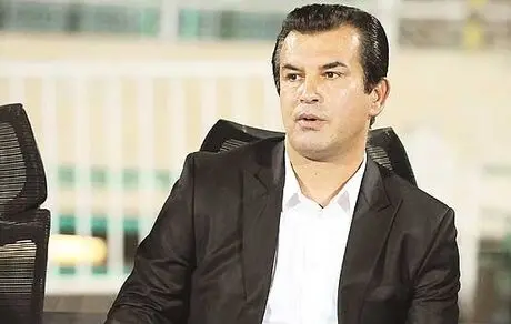 مشکل گذرنامه‌، استیلی را برای سفر به قطر به دردسر انداخت 