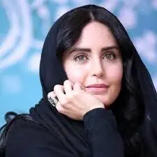 الناز شاکردوست هم فیلم ماشینی گرفت+ فیلم